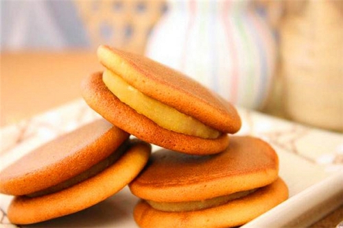 百特米多多零食店